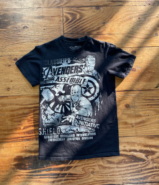 All black avengers tee (S)