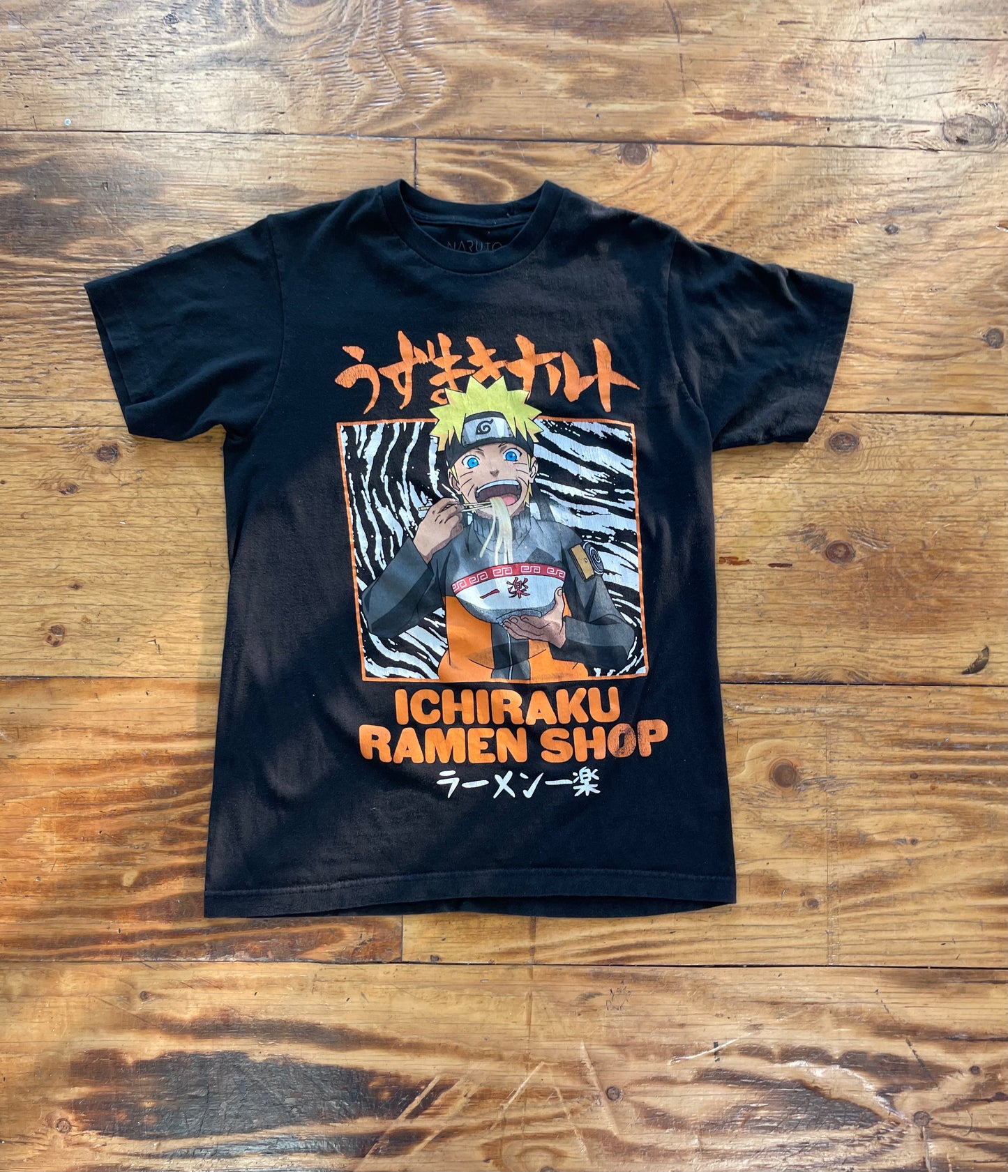 Naruto ramen tee (S)